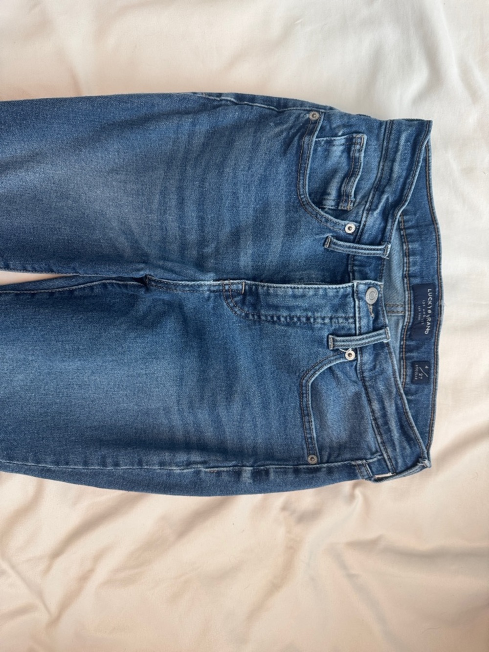 Lucky Brand High-Rise Women’s Jeans in Medium Blue